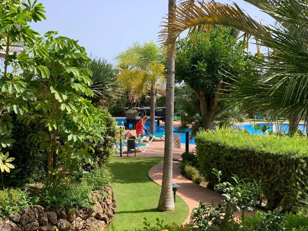 9-467d0cee5b725f3ef65f102a0c2e69c0