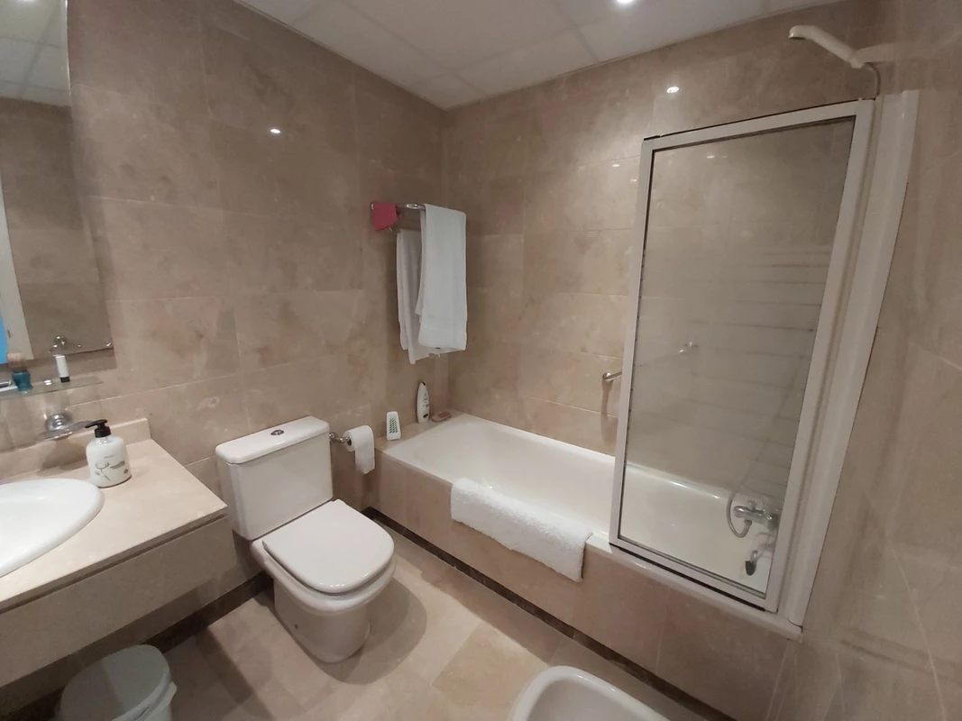 7-aa4cc561180b369757c0bb4af9886cd3