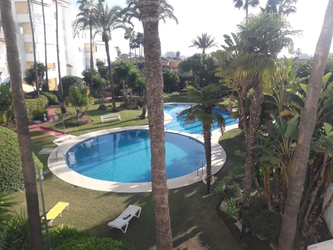 1-7980e48d732b6fc85c14b43b94d2aa54