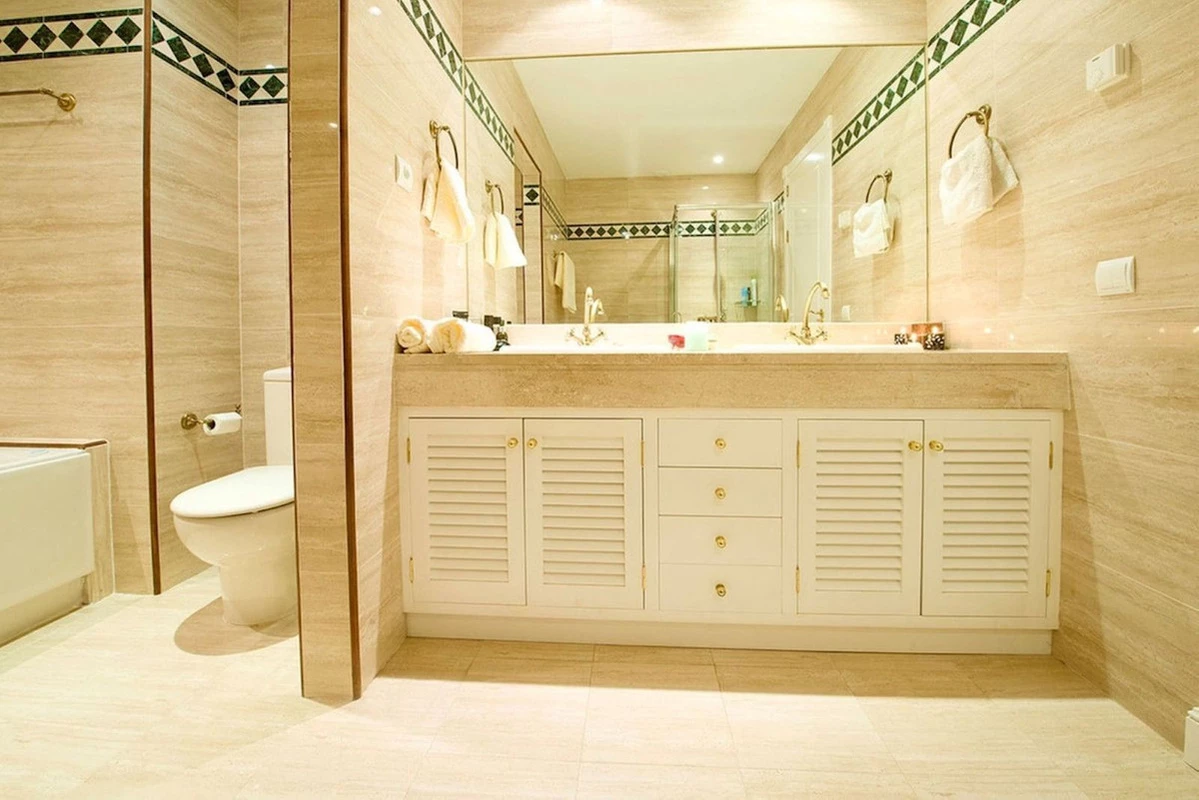 4-c23c0f86247804fa50226aecd8b0b2c8