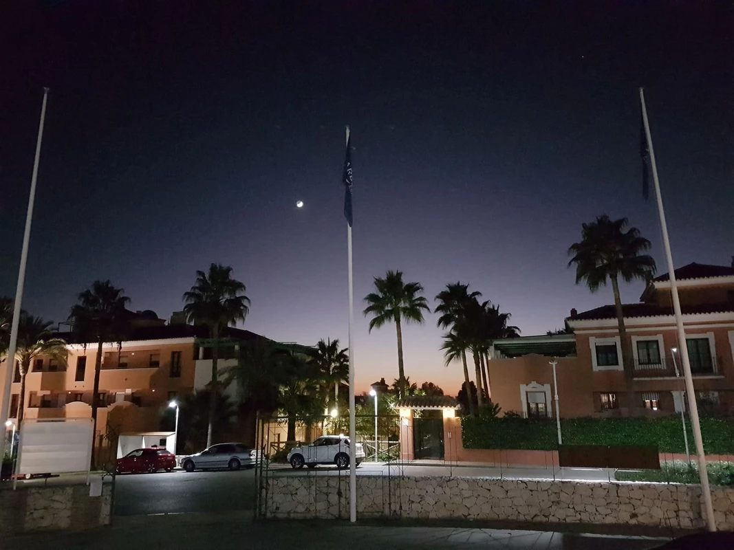 2-5bd7b9d04b45e33852eaf0ec6670150d