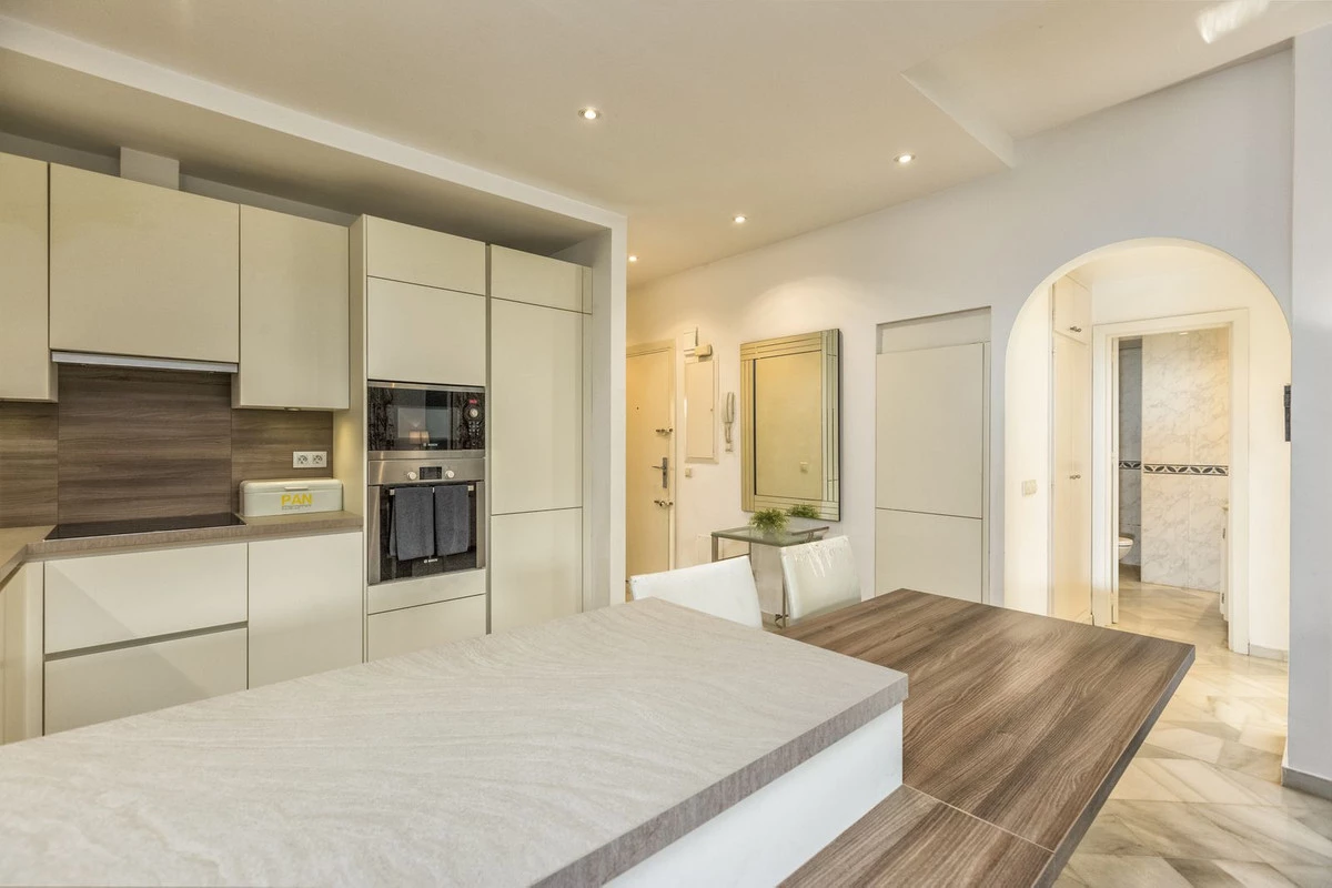 9-467d0cee5b725f3ef65f102a0c2e69c0