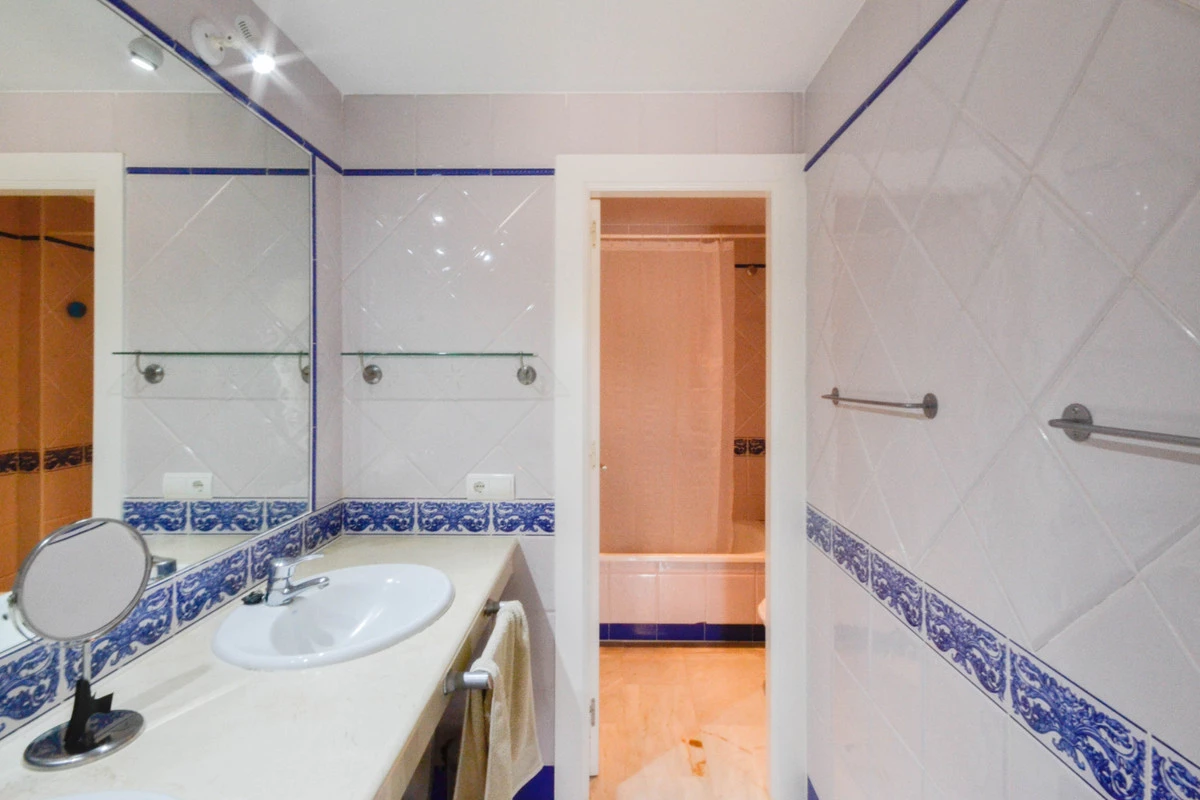 7-aa4cc561180b369757c0bb4af9886cd3