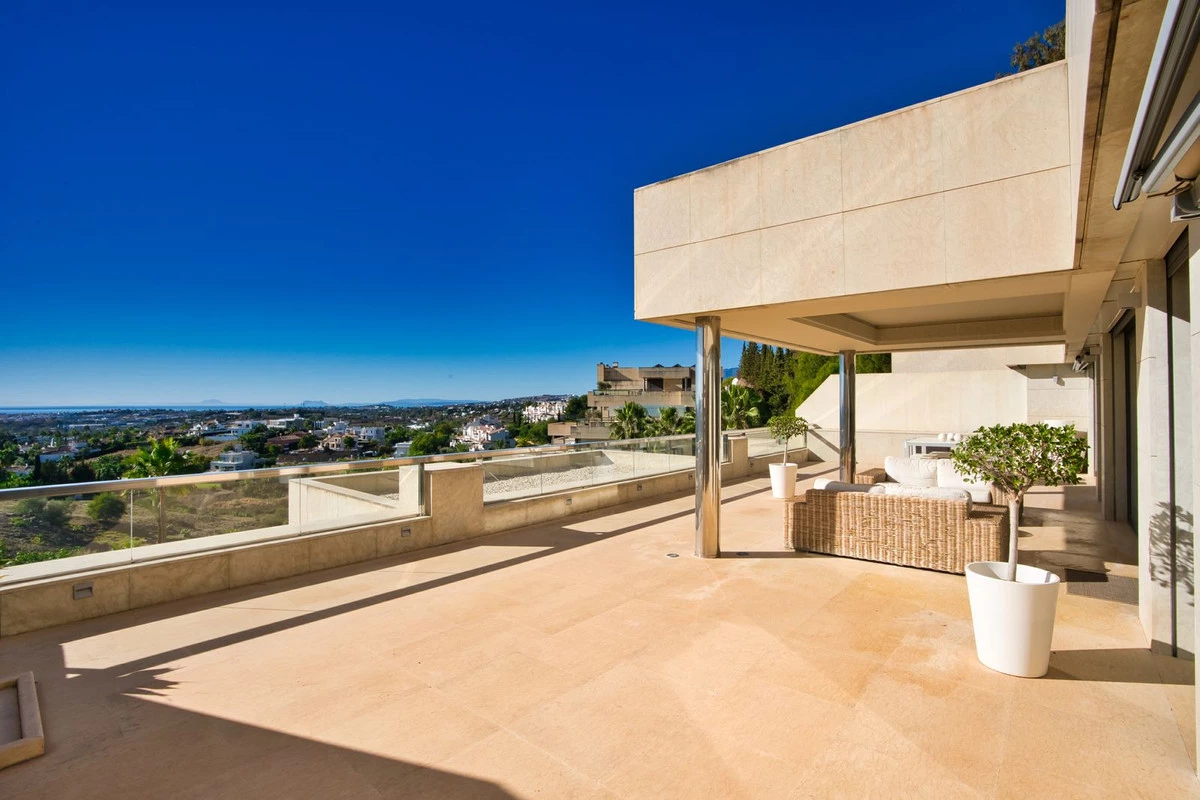 2-5bd7b9d04b45e33852eaf0ec6670150d