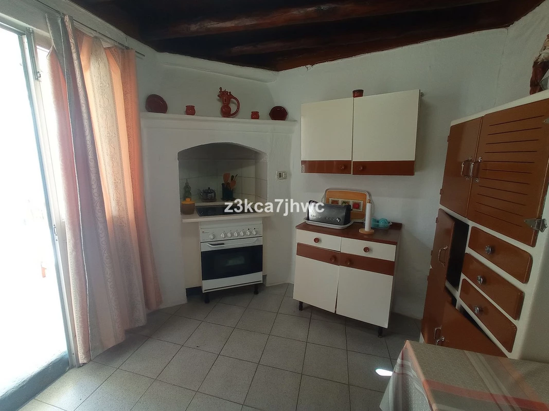 7-aa4cc561180b369757c0bb4af9886cd3