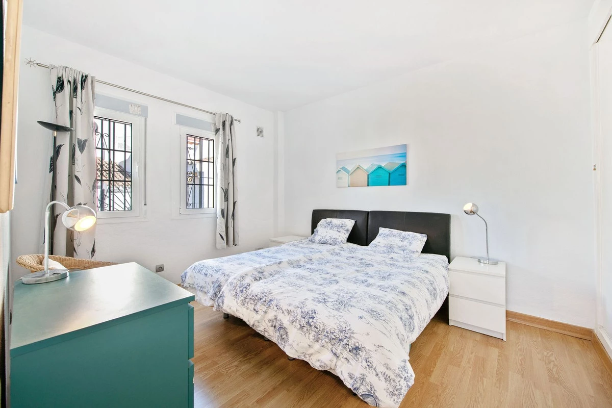 7-aa4cc561180b369757c0bb4af9886cd3