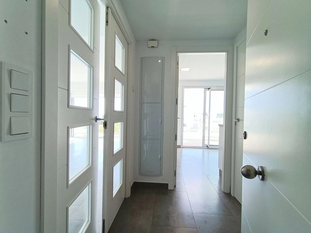 2-5bd7b9d04b45e33852eaf0ec6670150d