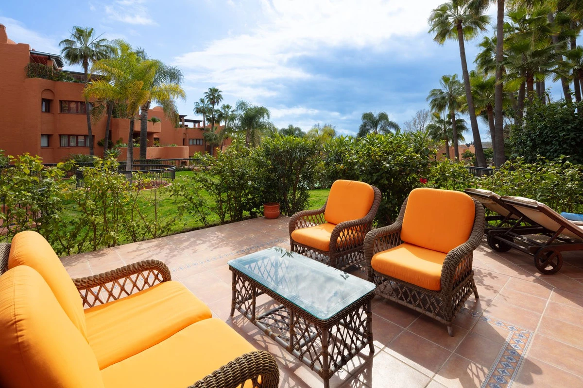 4-c23c0f86247804fa50226aecd8b0b2c8