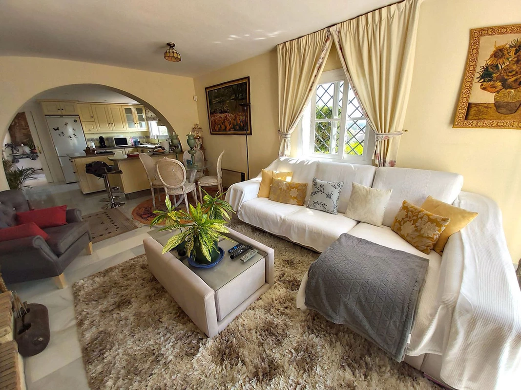 4-c23c0f86247804fa50226aecd8b0b2c8