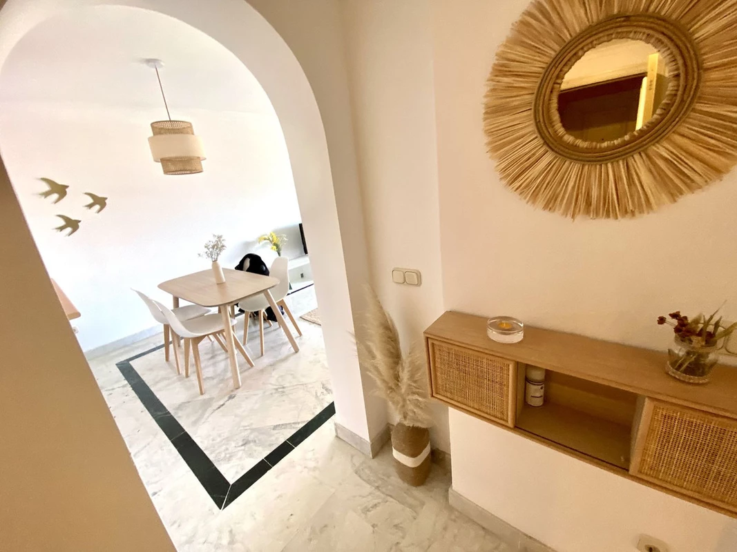 7-aa4cc561180b369757c0bb4af9886cd3