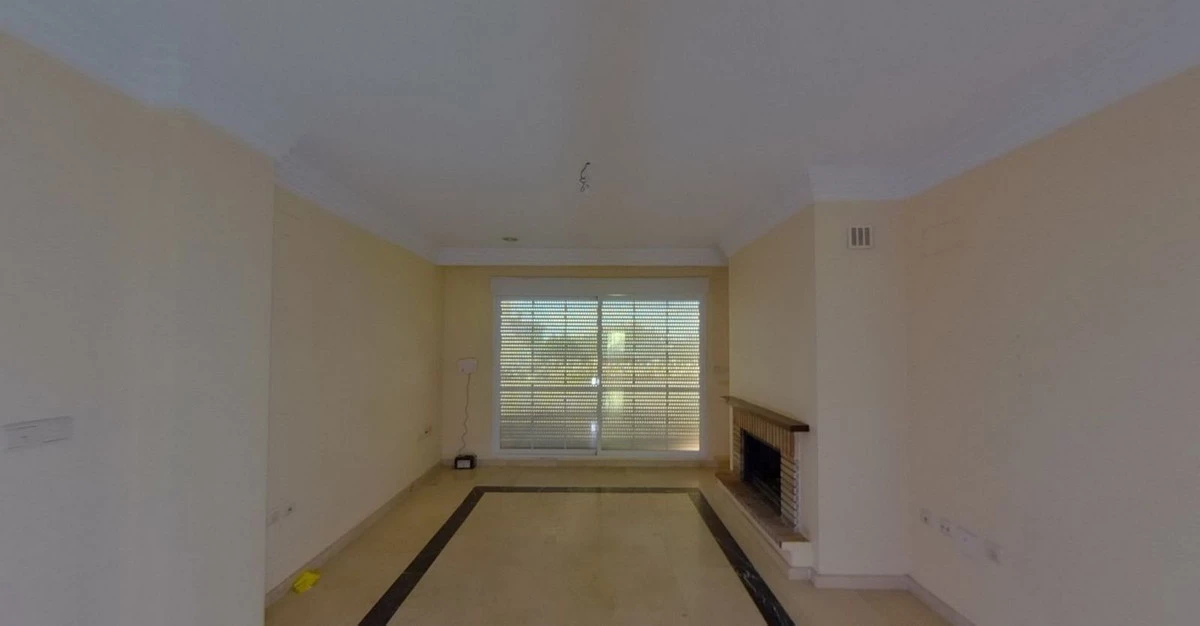 8-e64a9055bba3e77ac8aca3b893cdf826