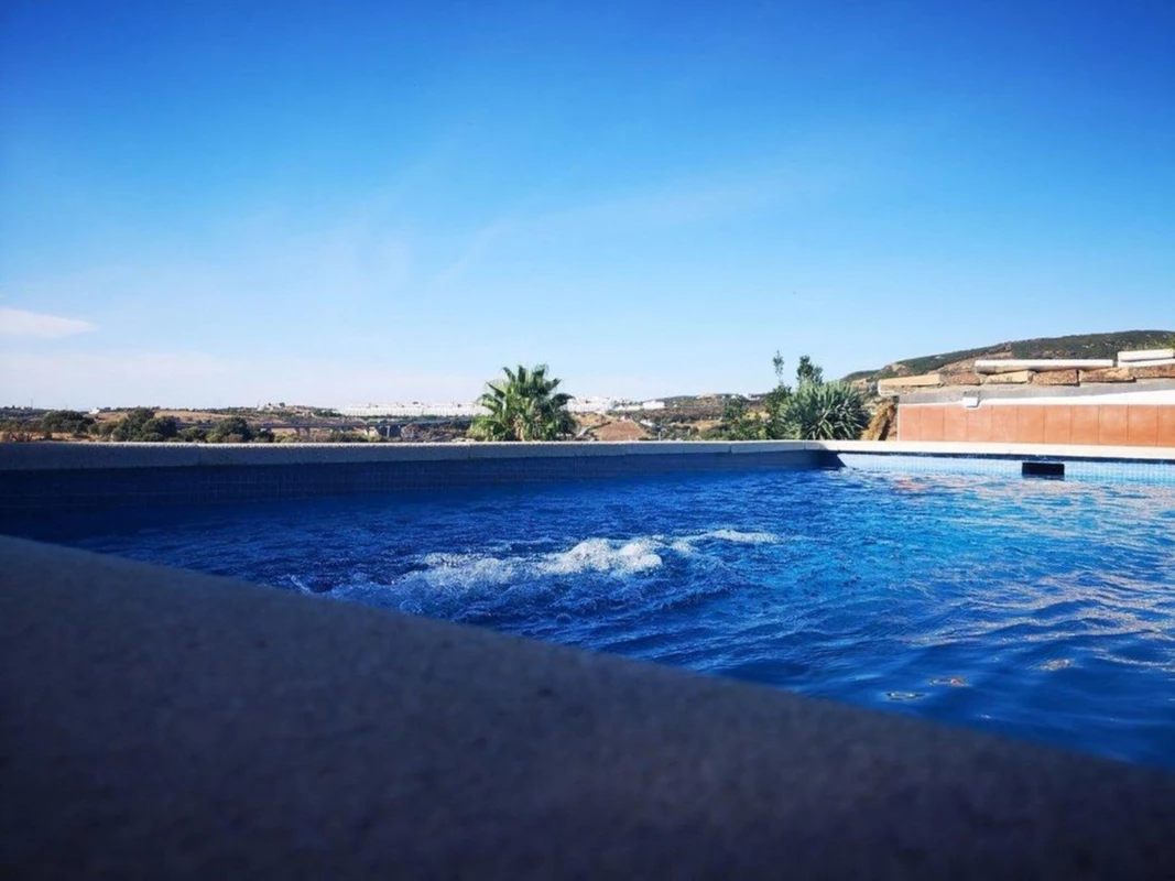 2-5bd7b9d04b45e33852eaf0ec6670150d