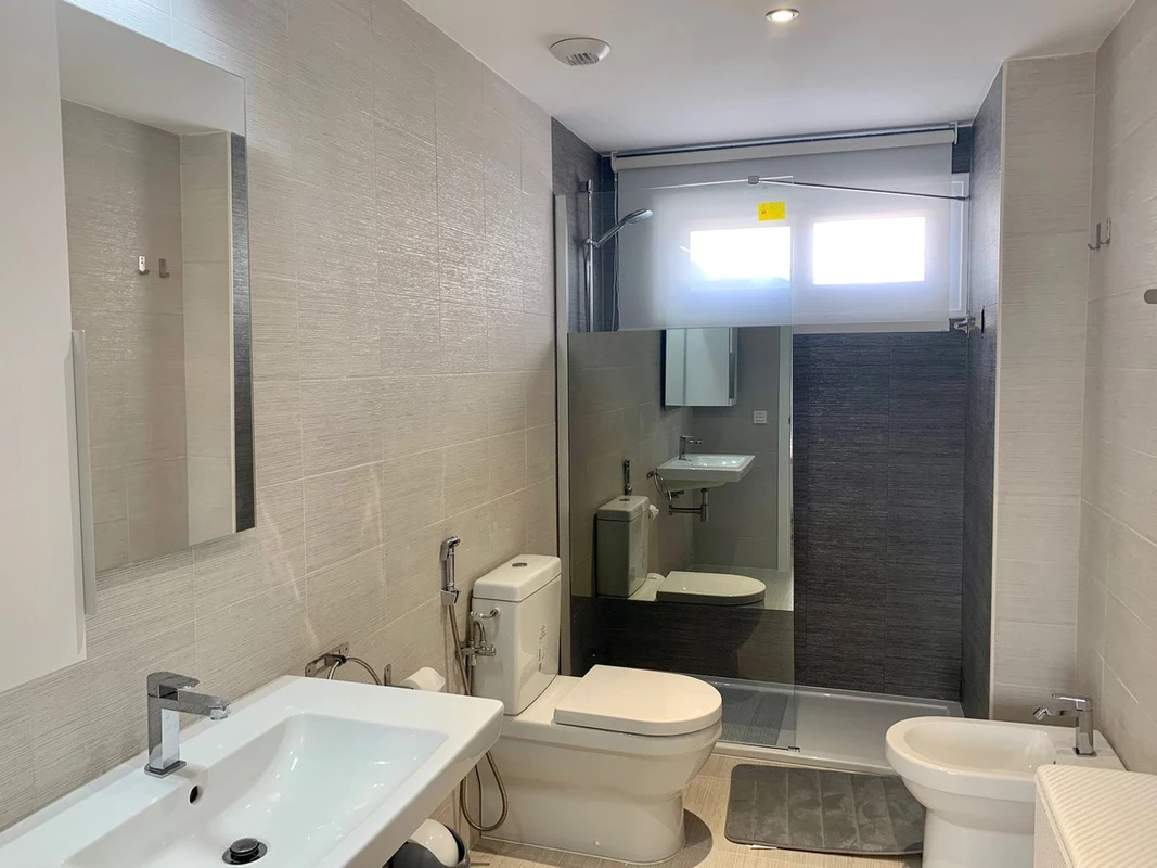 8-e64a9055bba3e77ac8aca3b893cdf826