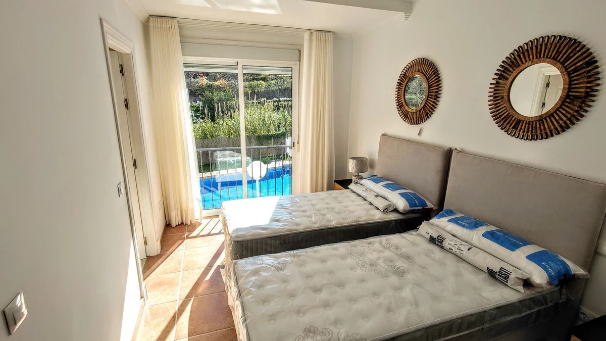 9-467d0cee5b725f3ef65f102a0c2e69c0