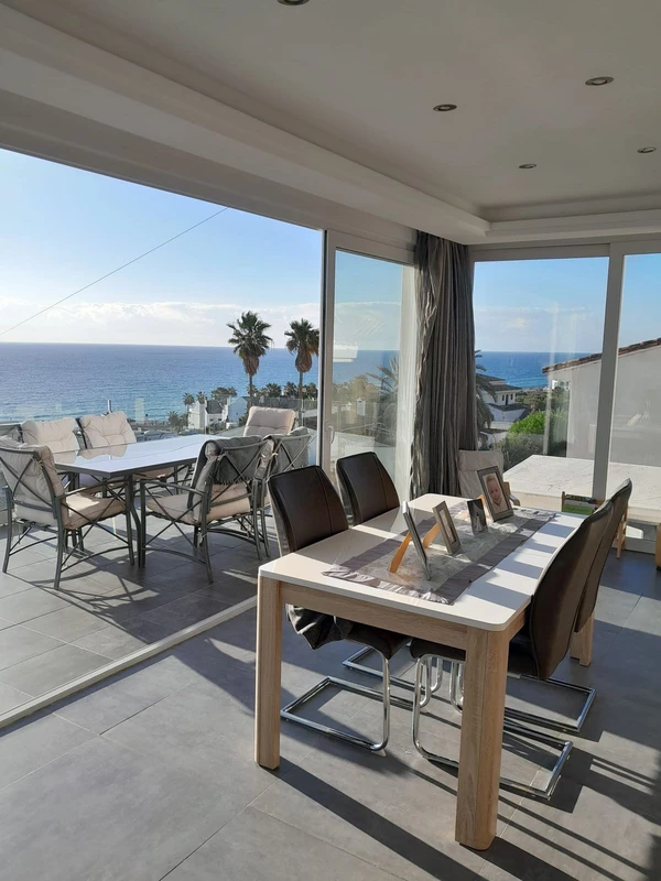 2-5bd7b9d04b45e33852eaf0ec6670150d