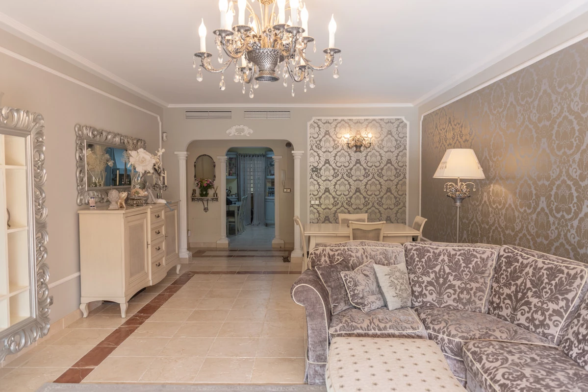 2-5bd7b9d04b45e33852eaf0ec6670150d