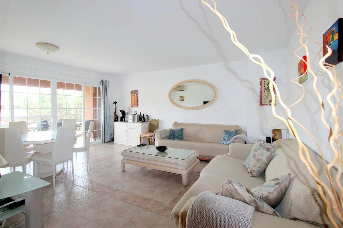 1-7980e48d732b6fc85c14b43b94d2aa54