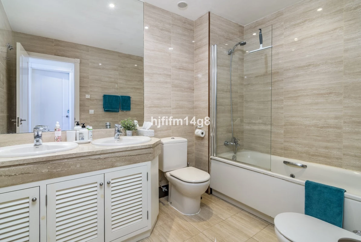 9-467d0cee5b725f3ef65f102a0c2e69c0