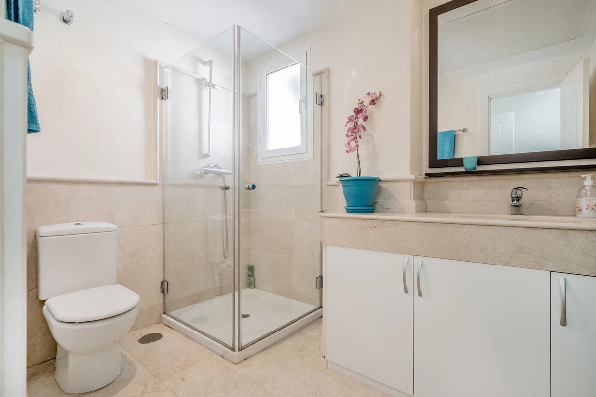 9-467d0cee5b725f3ef65f102a0c2e69c0