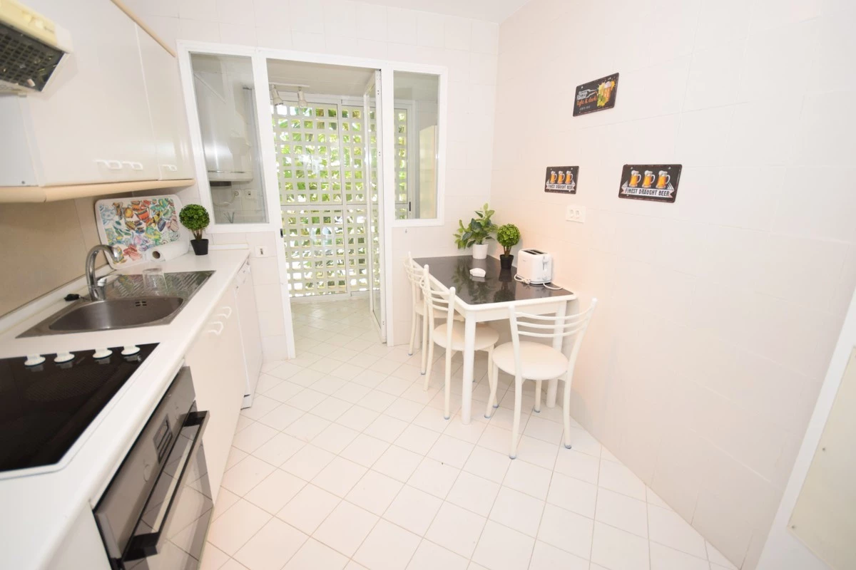 7-aa4cc561180b369757c0bb4af9886cd3