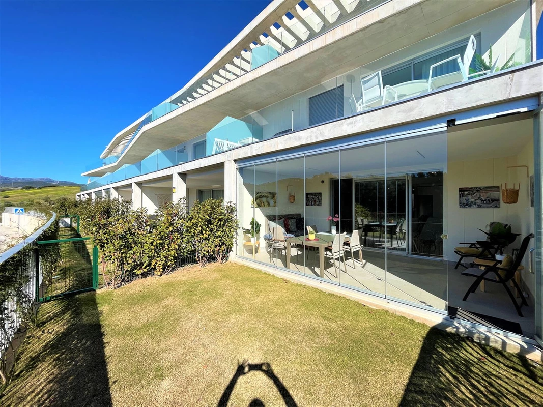 2-5bd7b9d04b45e33852eaf0ec6670150d