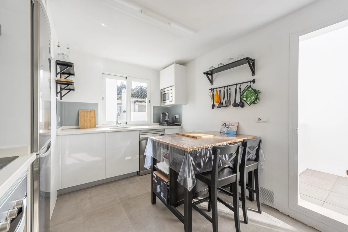 7-aa4cc561180b369757c0bb4af9886cd3