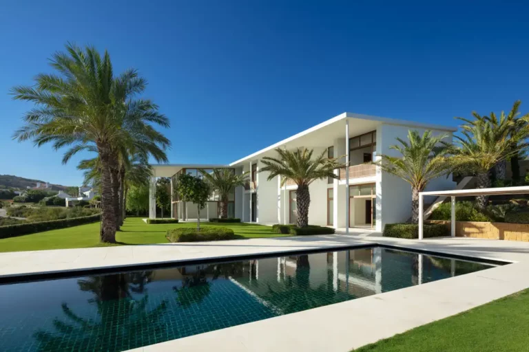 FCG53-B6 | Sophisticated private residence in Casares, Spain with private 239m² terrace