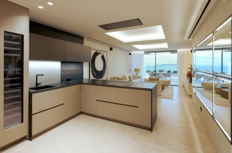 IKB-F2-B3 | 3-bed apartment dwelling Estepona, Costa del Sol