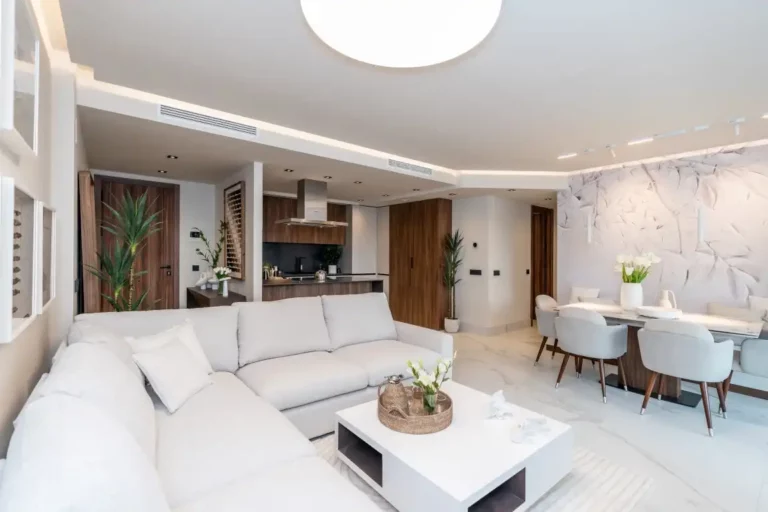MAFI-D15-B4 | 4BR apartment prime Marbella location featuring terrace