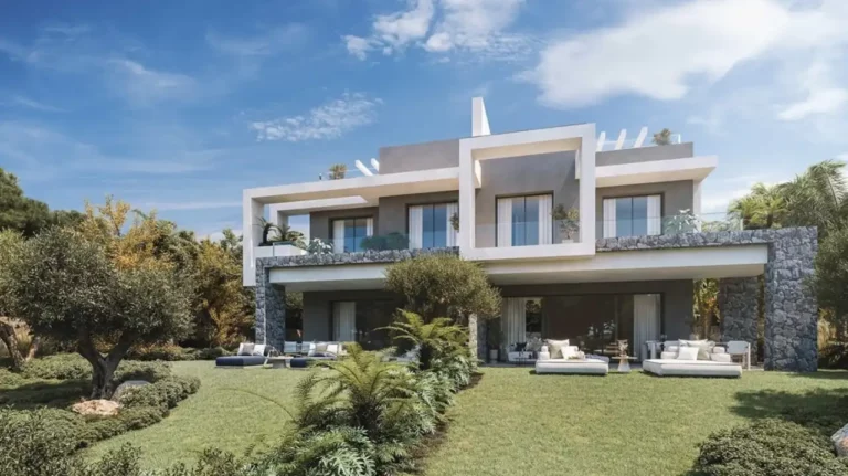 MRHL-B3-18 | 3 bed accommodation 326 square meters in Estepona, Spain spacious terrace