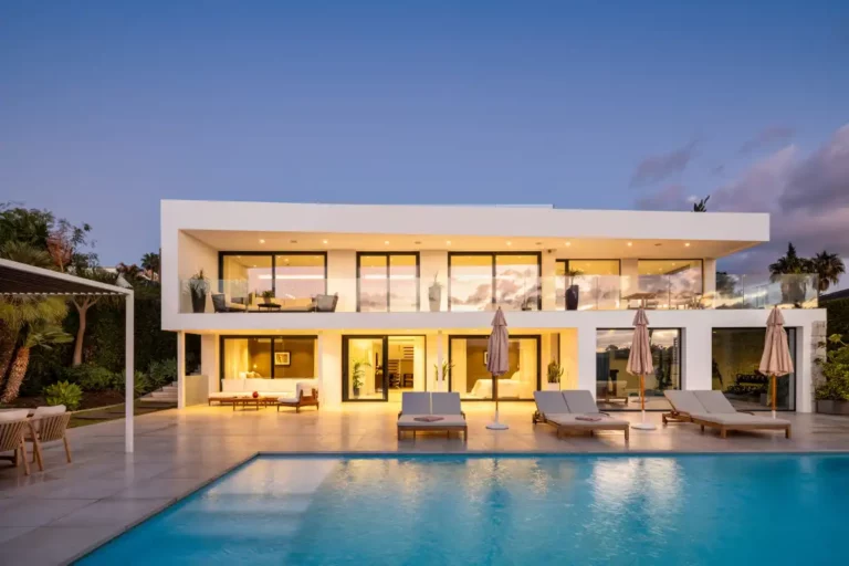 OR51-B6 | Modern executive home compact 342m² Costa del Sol property