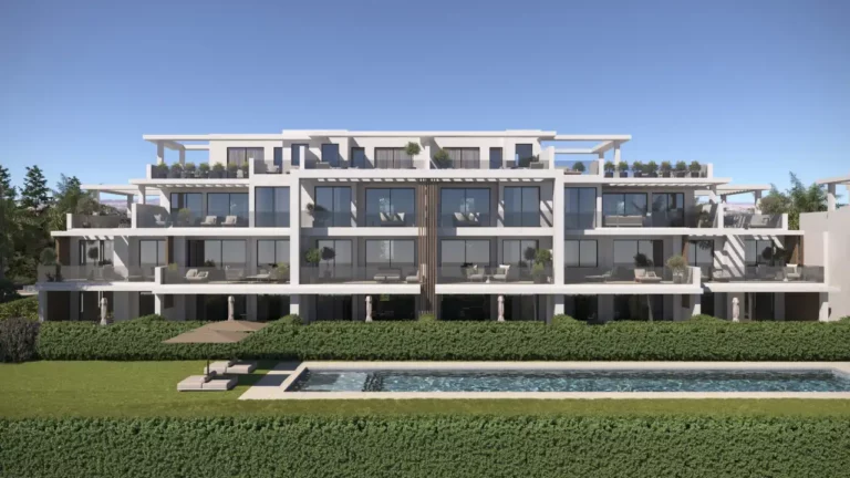 ROP-F1-B3-05 | Suite generous 341m² on the Costa del Sol with outdoor living