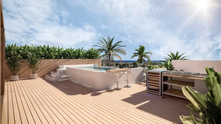 UP10-B4 | 4-bedroom studio in Marbella with outdoor living