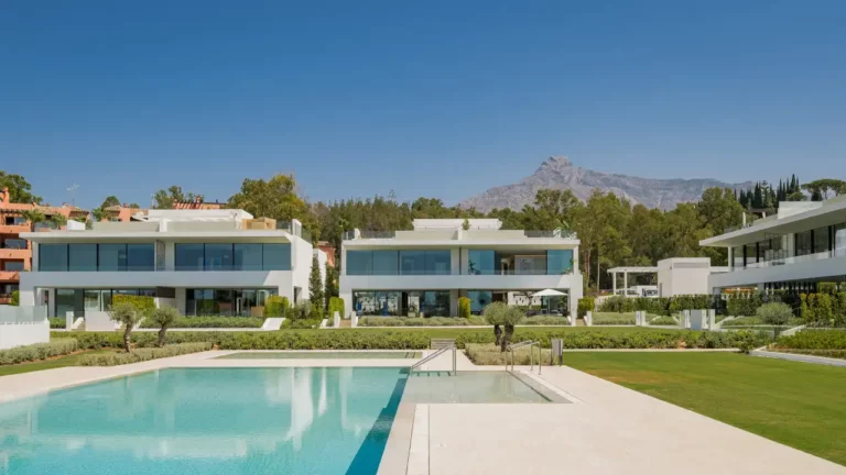 V1G-B4 | Wonderful 4-bed family villa Marbella property