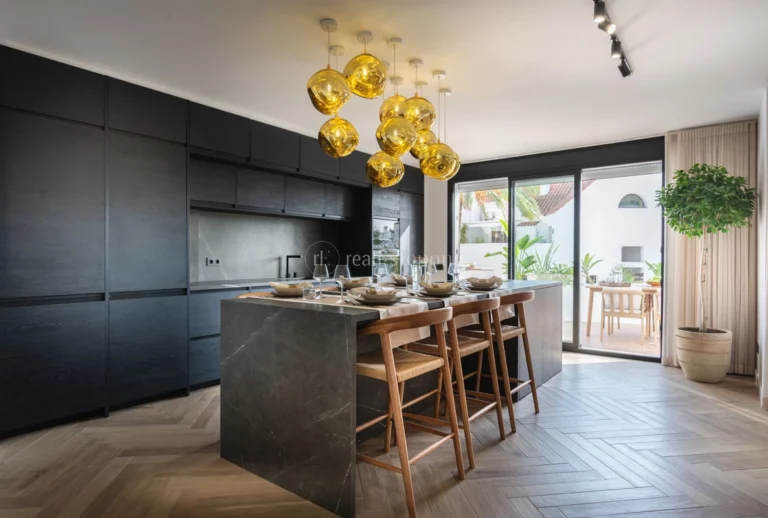 145466 | Apartment in Nueva Andalucia – € 995,000 – 3 beds, 3 baths