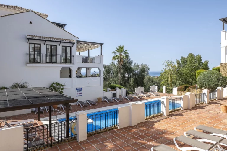 BHHS-05311 | Triplex in Marbella East – € 795,000 – 4 beds, 3 baths