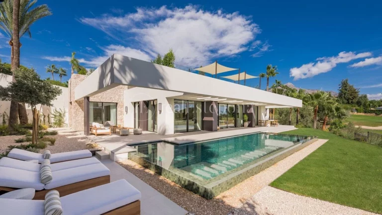 R4860712 | Villa in Nueva Andalucia – € 5,975,000 – 4 beds, 5 baths