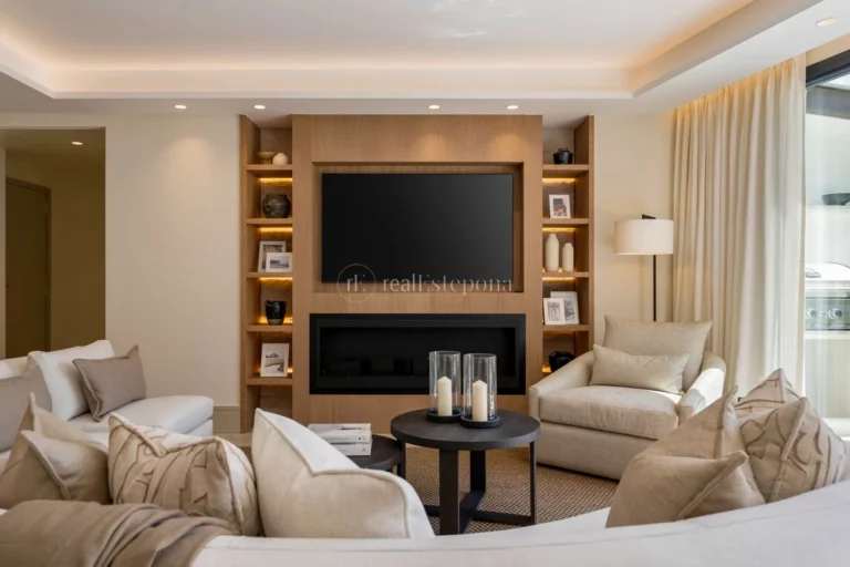 COLCOTO20 | Ground Floor Apartment in Marbella Golden Mile – € 1,525,000 – 3 beds, 2 baths