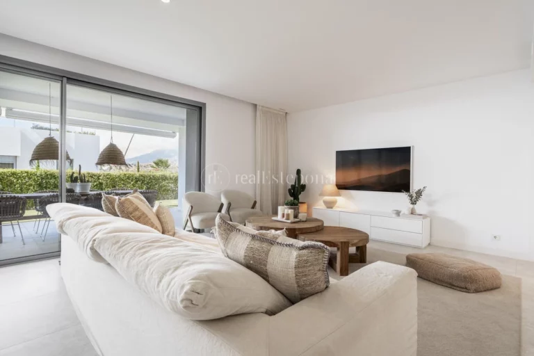 CP016027 | Ground Floor Apartment in Marbella – € 1,495,000 – 4 beds, 3 baths