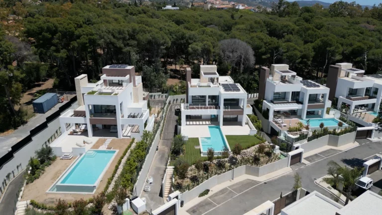 527-01689P | Villa in Marbella Golden Mile – € 4,500,000 – 4 beds, 4 baths