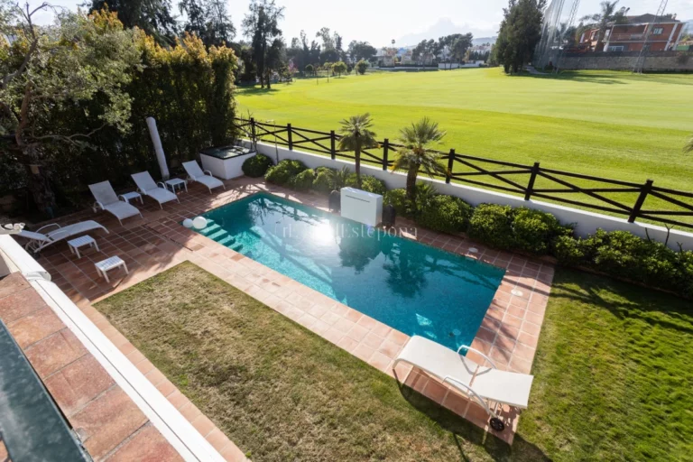 459-00561P | Villa in San Pedro de Alcantara – € 2,100,000 – 5 beds, 4 baths