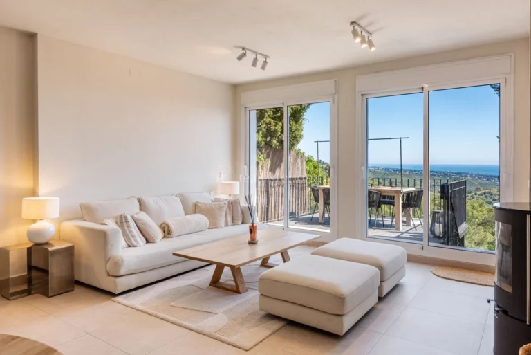 NEWTH9206 | Town House in Marbella East – € 595,000 – 2 beds, 3 baths